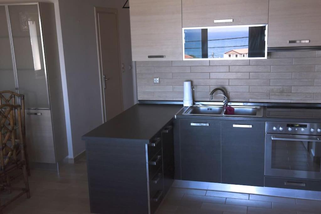 Katerina Luxury Suites Elia  Exteriör bild